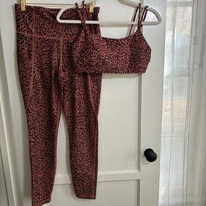 Gap Fit Leopard 🐆 Matching Set with Blackout Technology